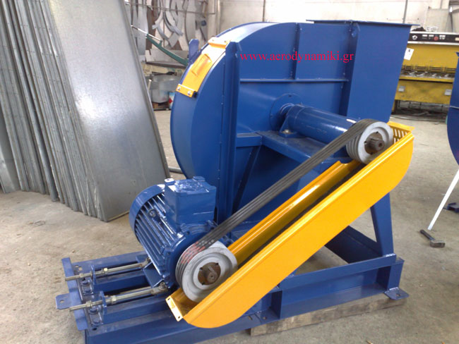 Belt driven extractor of heavy construction