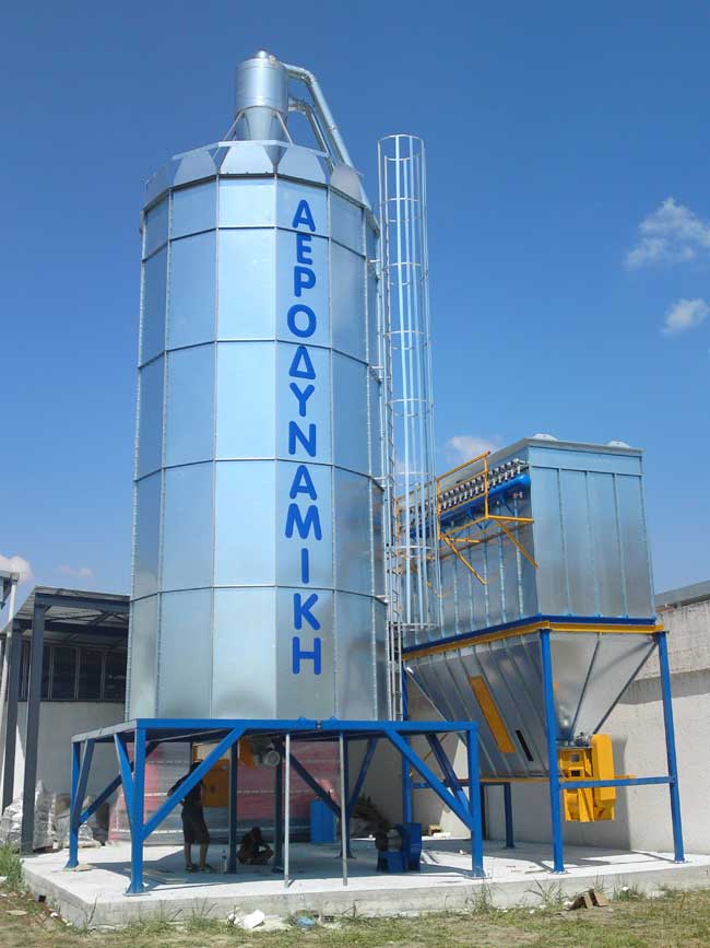 Sawdust dust absorption silo